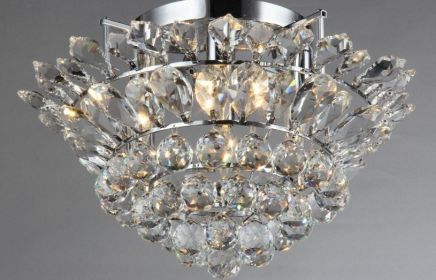 Queen 4-light Chrome Crystal Pendant